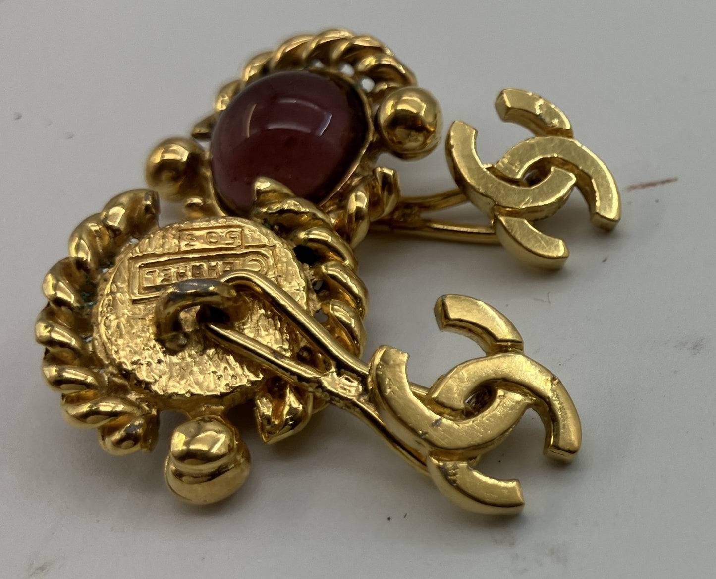 CHANEL Vintage Cufflinks Gold Tone CC Logo Pink Glass Cabochon Pair – Defect / Aftermarket Stones