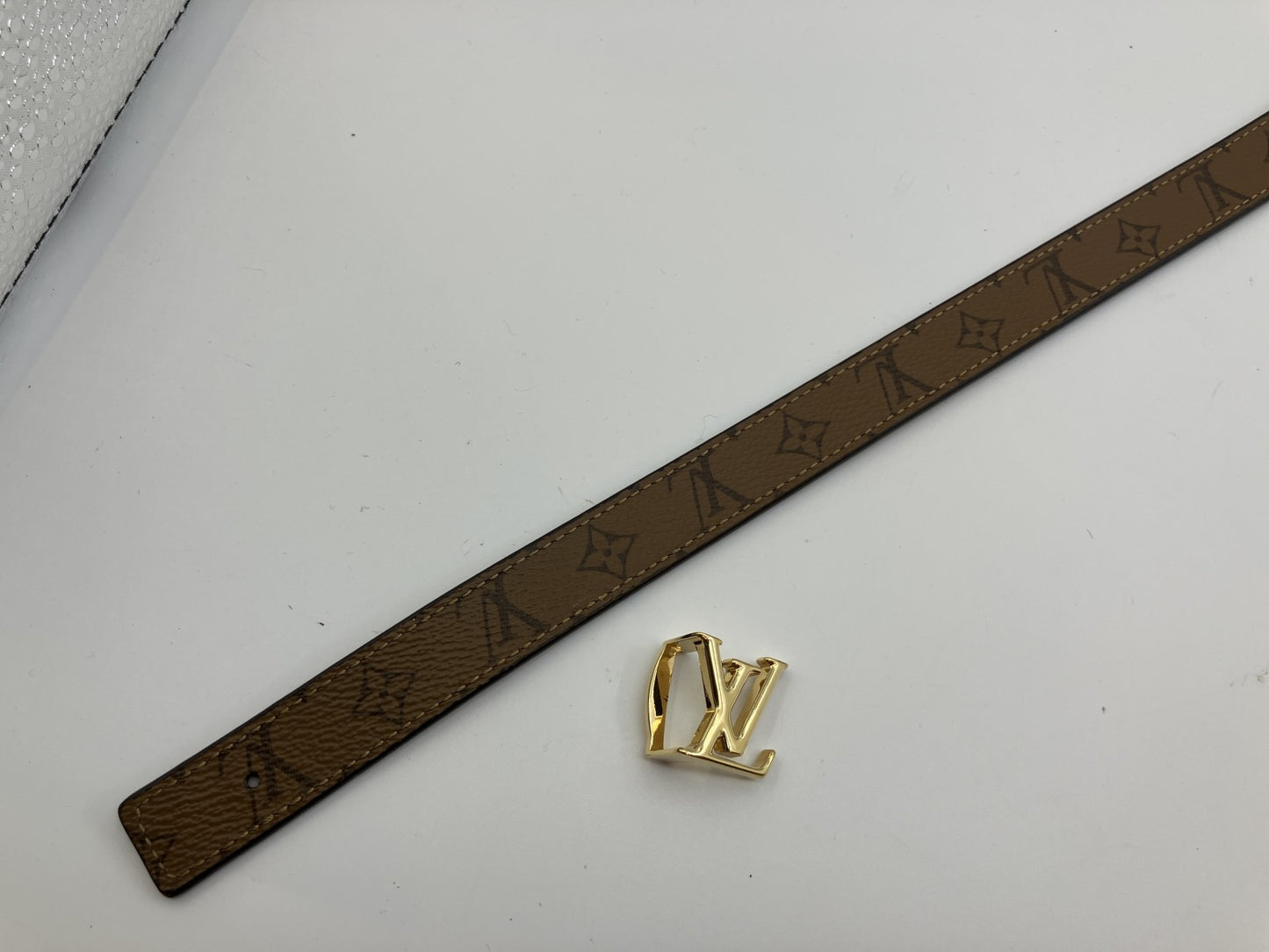 Louis Vuitton Belt Monogram Canvas Brown Gold Buckle 81cm x 2cm Made in Spain (Defect: Missing Bar)