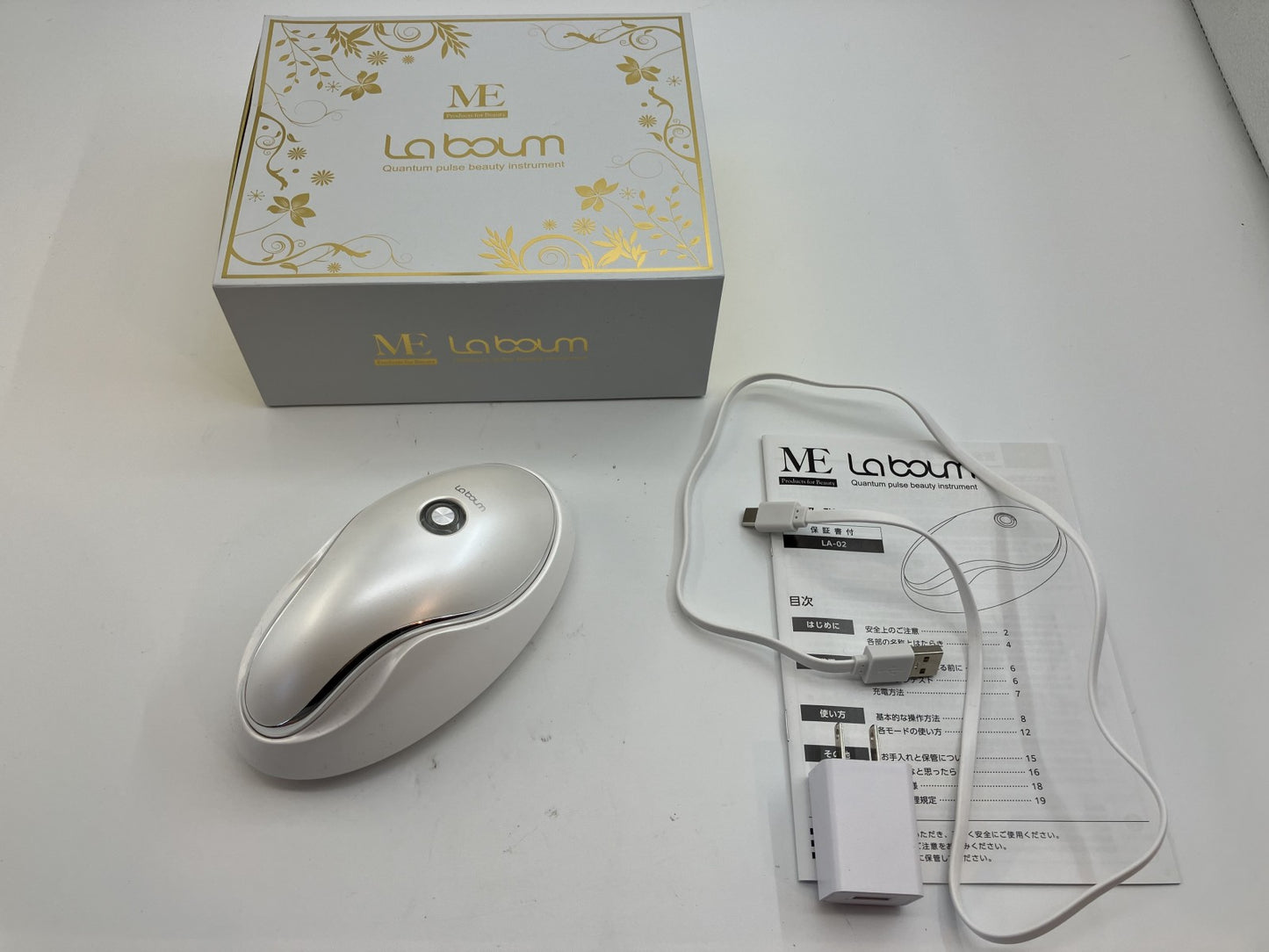 ME Lavon Facial Beauty Device Box and cord included Produced by IKKO