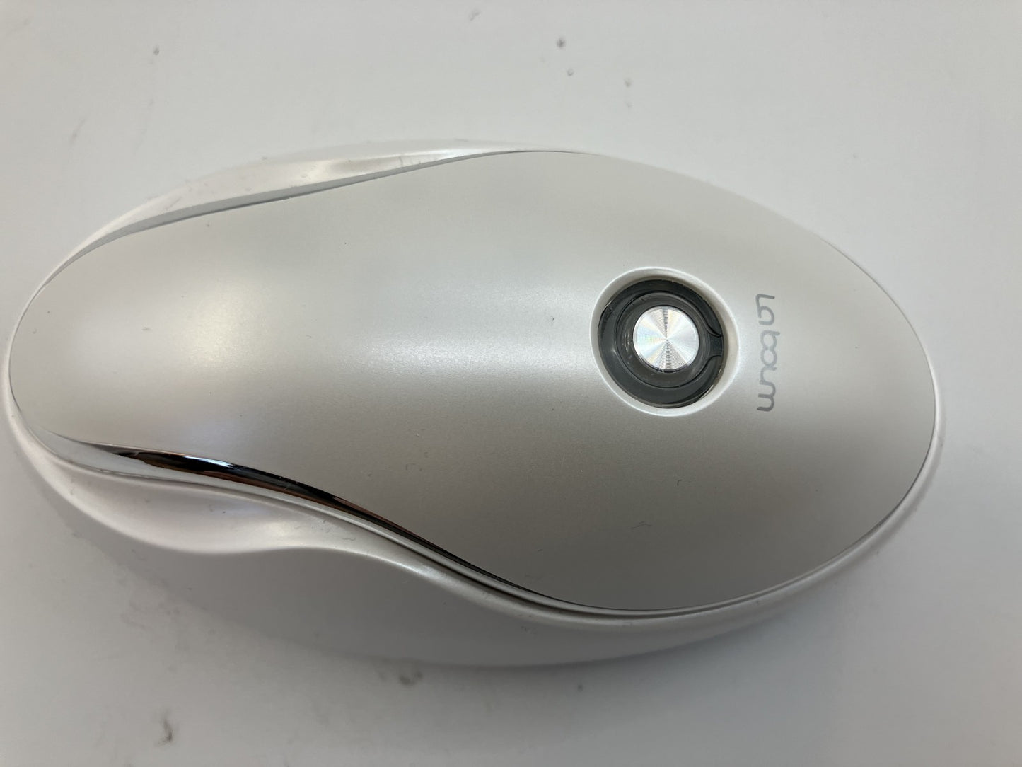 ME Lavon Facial Beauty Device Box and cord included Produced by IKKO