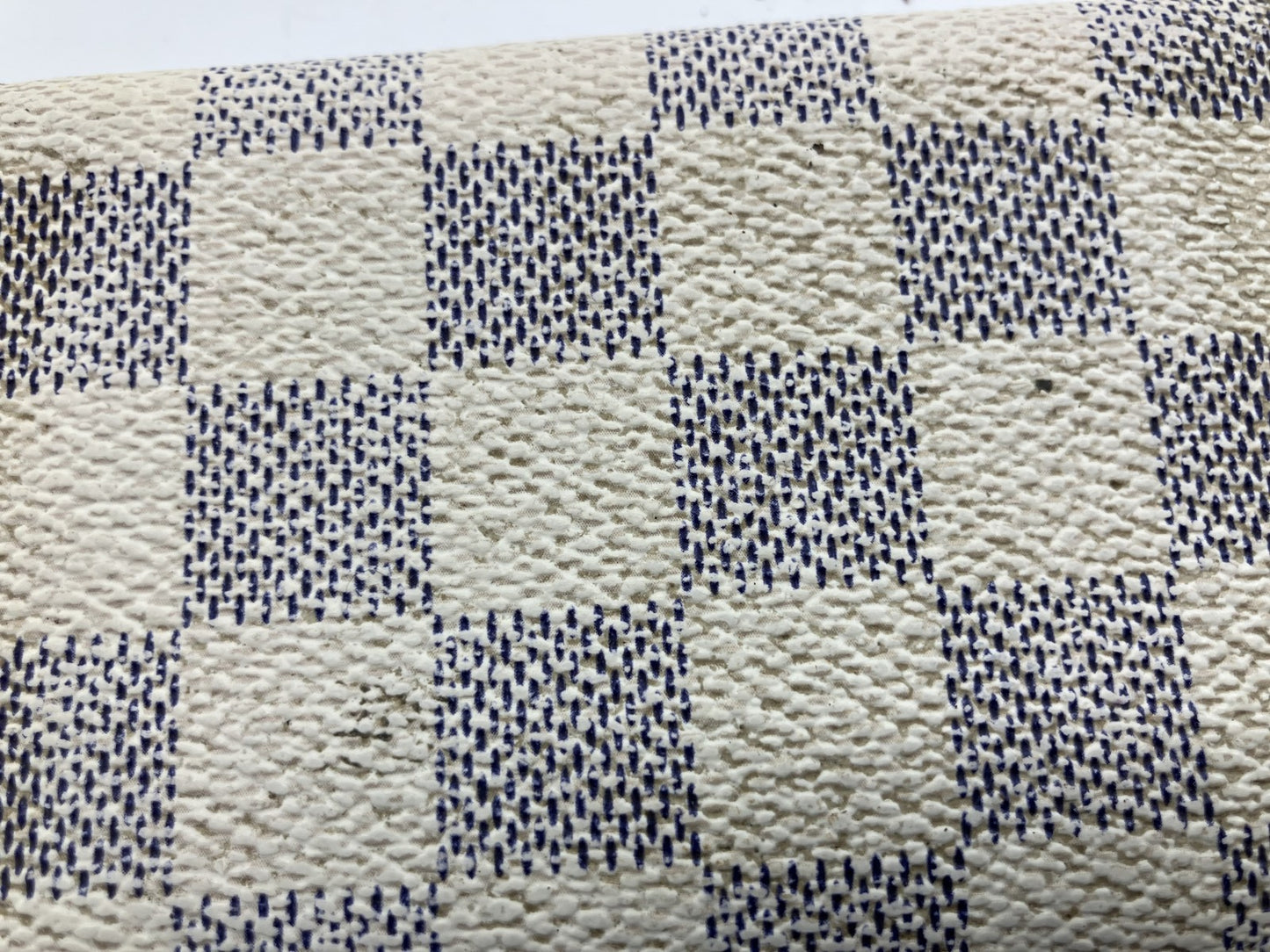 Louis Vuitton Damier Azur Multiclﾃｩs 6 Key Holder N61745 - CT2068 -