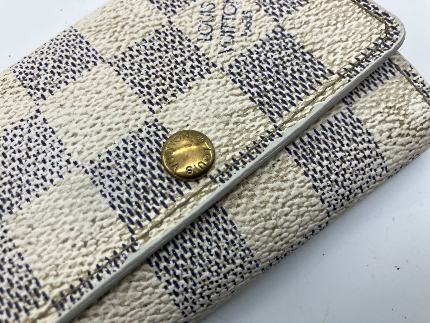 Louis Vuitton Damier Azur Multiclﾃｩs 6 Key Holder N61745 - CT2068 -