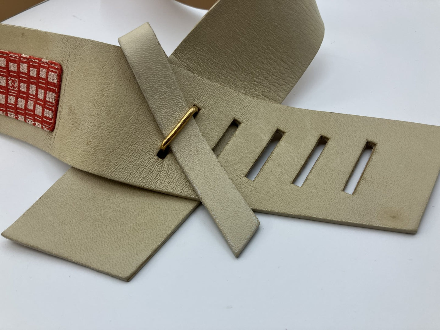 CHANEL 01S Icon Leather Waist Belt 95cm Beige Gold Bar Made in France