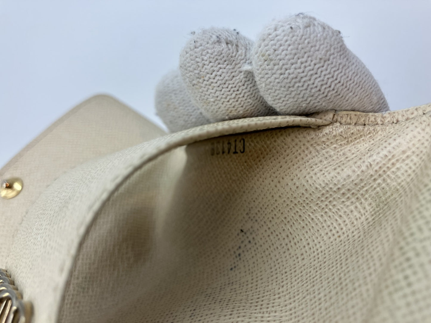 Louis Vuitton Damier Azur Multiclﾃｩs 6 Key Holder N61745 - CT4138 -