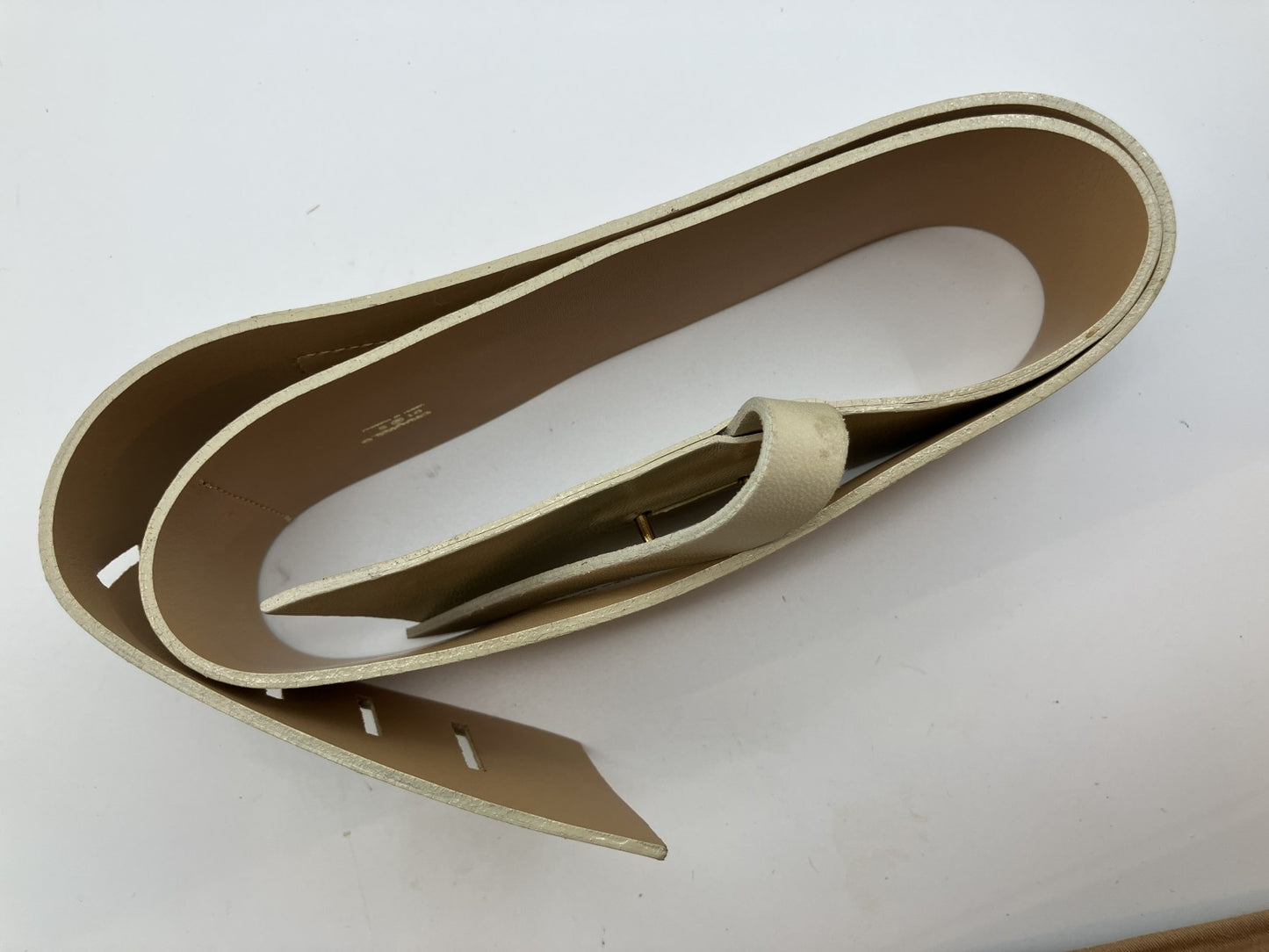 CHANEL 01S Icon Leather Waist Belt 95cm Beige Gold Bar Made in France