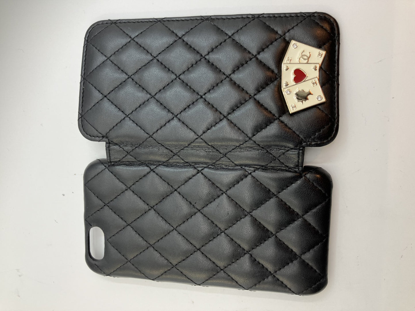 CHANEL calf iphone se2 se3 phone case black