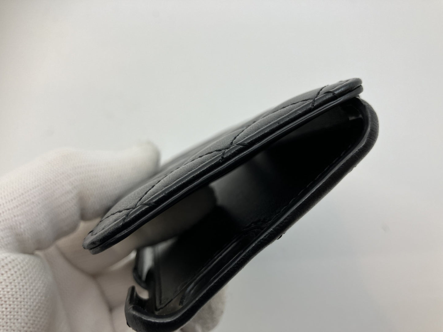 CHANEL calf iphone se2 se3 phone case black