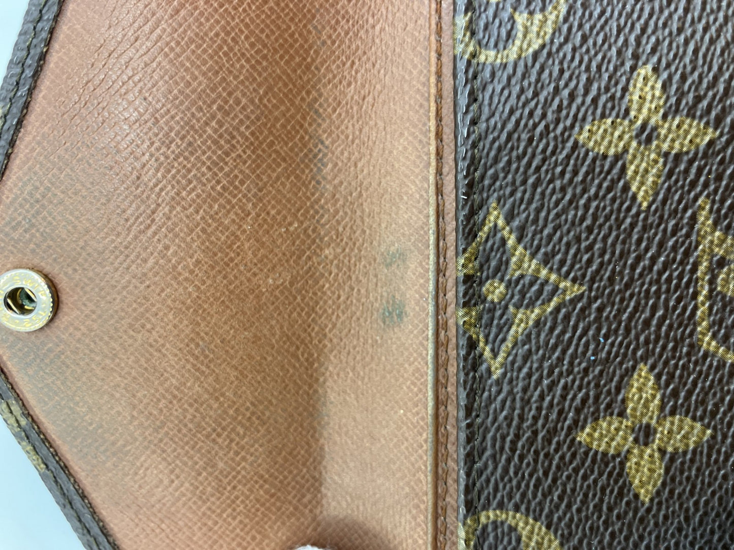 Louis Vuitton Bifold Wallet Monogram M62360 Portefeuille Victorine - With Box -