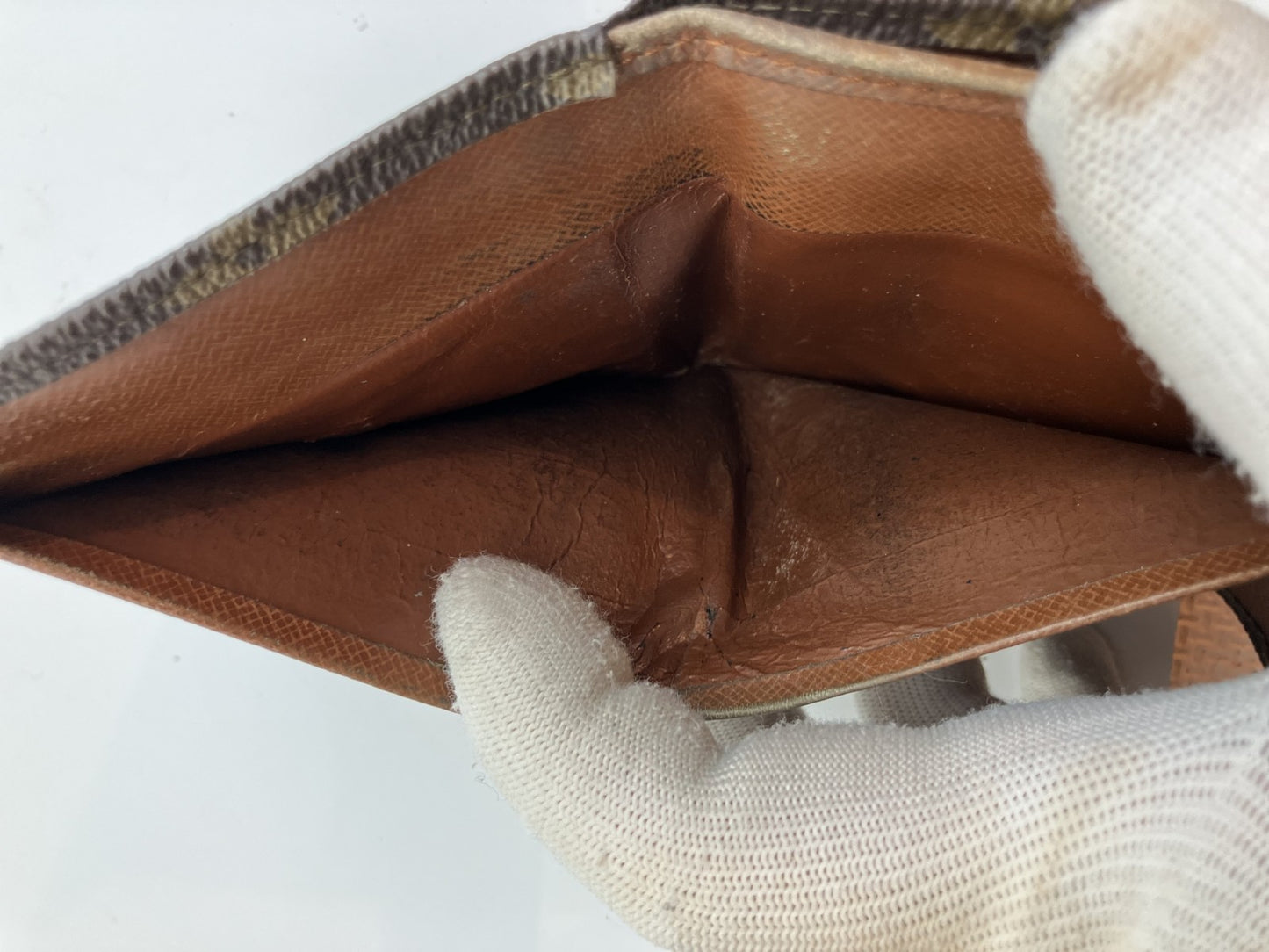 Louis Vuitton Bifold Wallet Monogram M62360 Portefeuille Victorine - With Box -