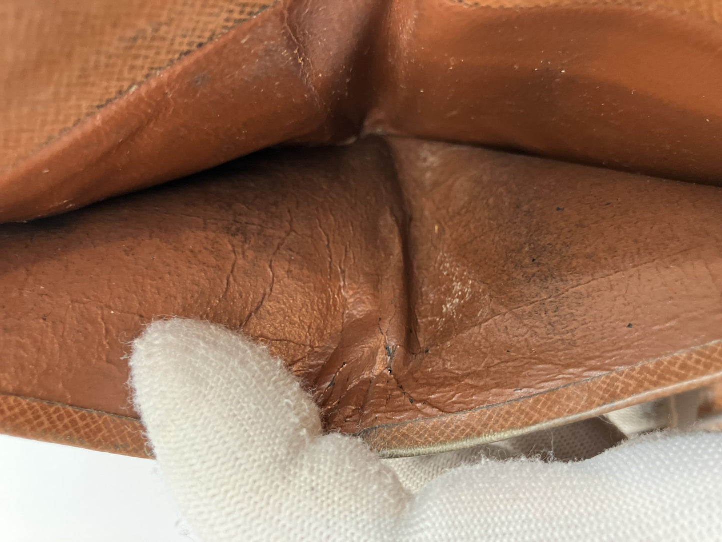 Louis Vuitton Bifold Wallet Monogram M62360 Portefeuille Victorine - With Box -