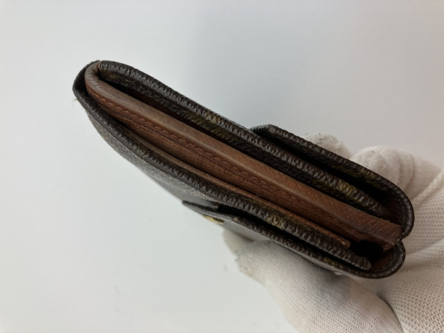 Louis Vuitton Bifold Wallet Monogram M62360 Portefeuille Victorine - With Box -