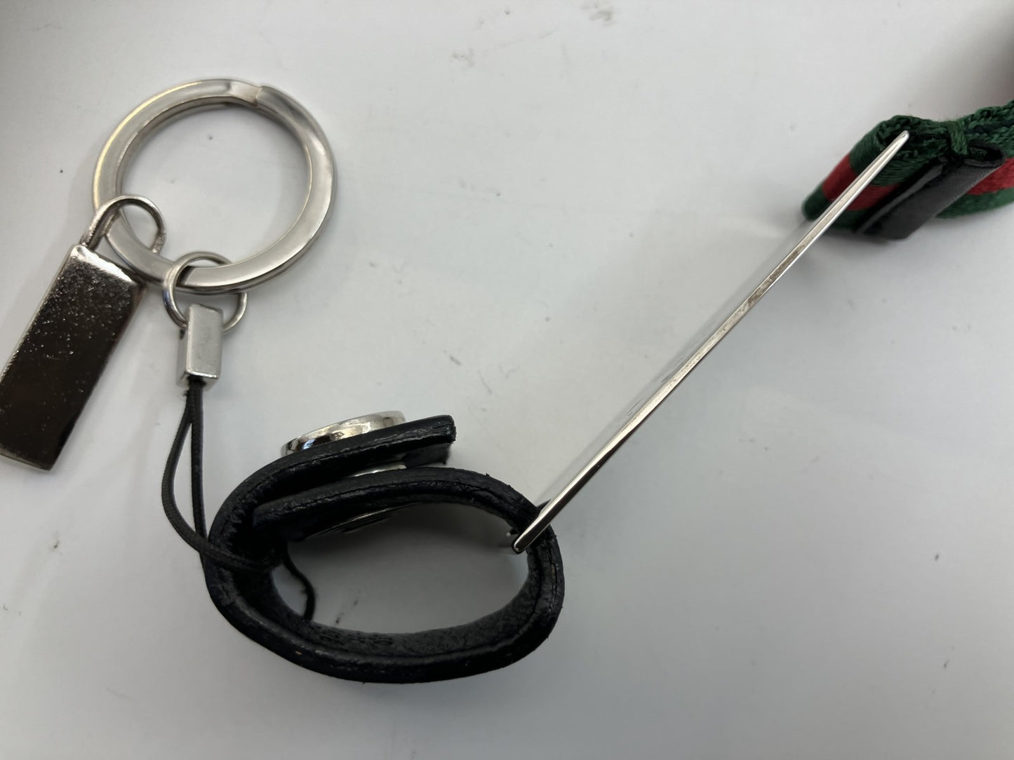GUCCI Neck Strap Shellie, 60cm long, green & red,