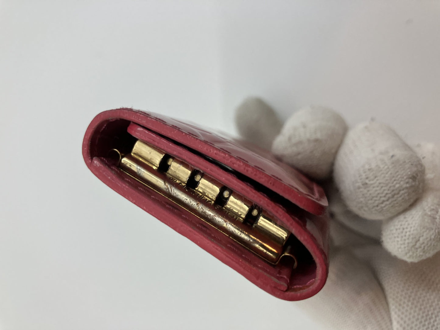 Louis Vuitton Monogram Vernis Multiclﾃｩs 4 Pomme d'Amour Key Case (4 Hooks) M91976 -