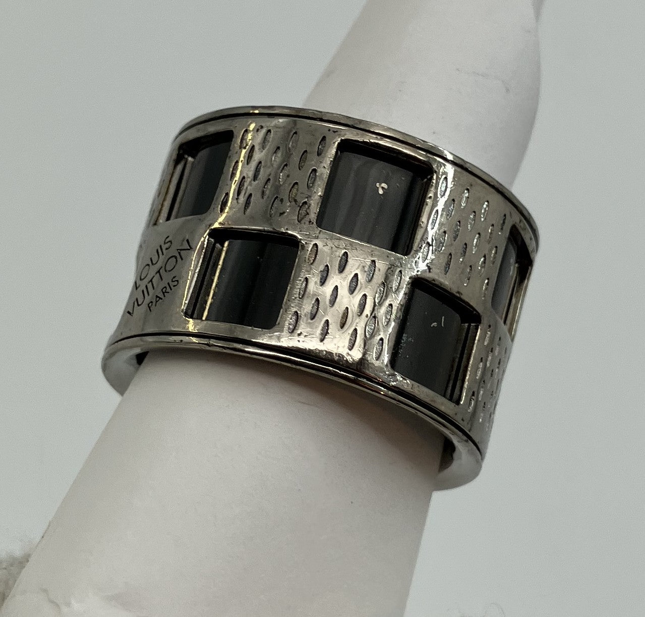 Louis Vuitton M64241 Bague Damier Perforﾃｩ Ring Size L (JP 21) (EU 61) (US 10) - Silver & Black -