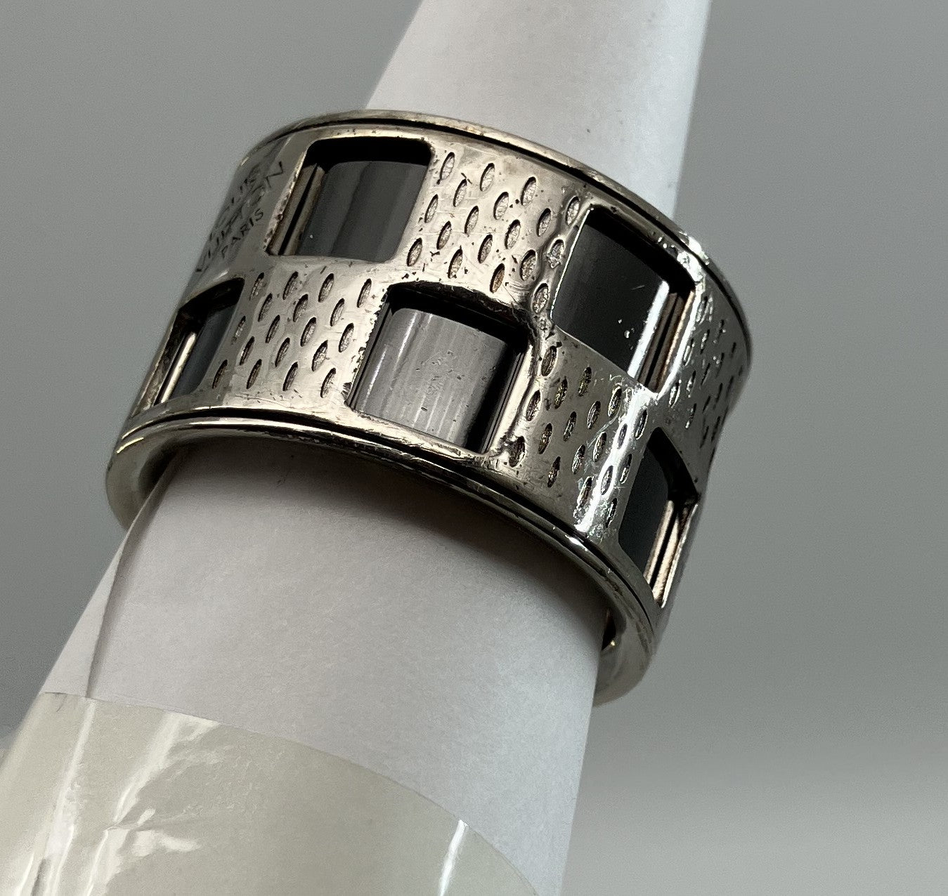 Louis Vuitton M64241 Bague Damier Perforﾃｩ Ring Size L (JP 21) (EU 61) (US 10) - Silver & Black -