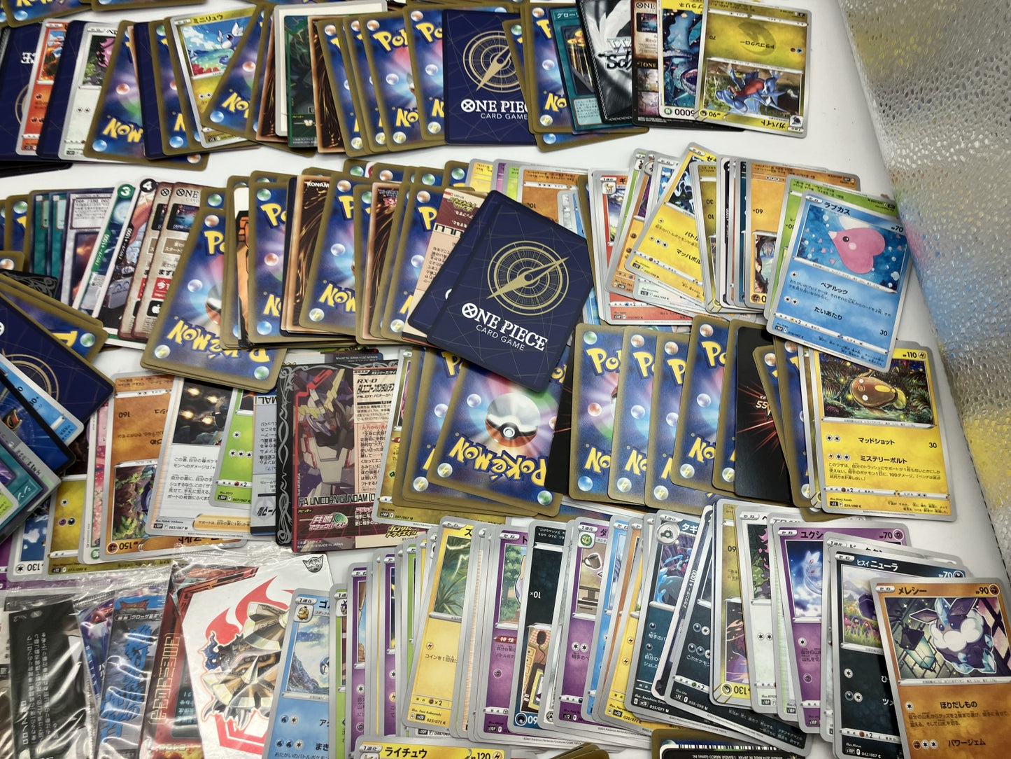 Pokemon Cards game, One Piece Cards game, Yu-Gi-Oh! Cards game, Digimon Cards game, Weiss Schwarz game, Trading Card game Bulk Lot EWidth: 21.5 cm Eg