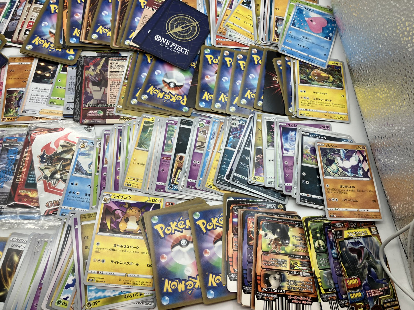 Pokemon Cards game, One Piece Cards game, Yu-Gi-Oh! Cards game, Digimon Cards game, Weiss Schwarz game, Trading Card game Bulk Lot EWidth: 21.5 cm Eg