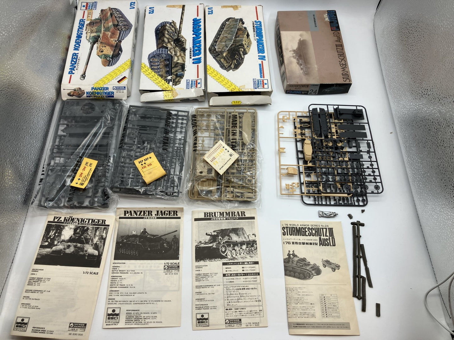 FUJIMI (1 item) & ESCI (3 Unopened Items) 1/72 King Tiger and Other Retro Plastic Model Set -