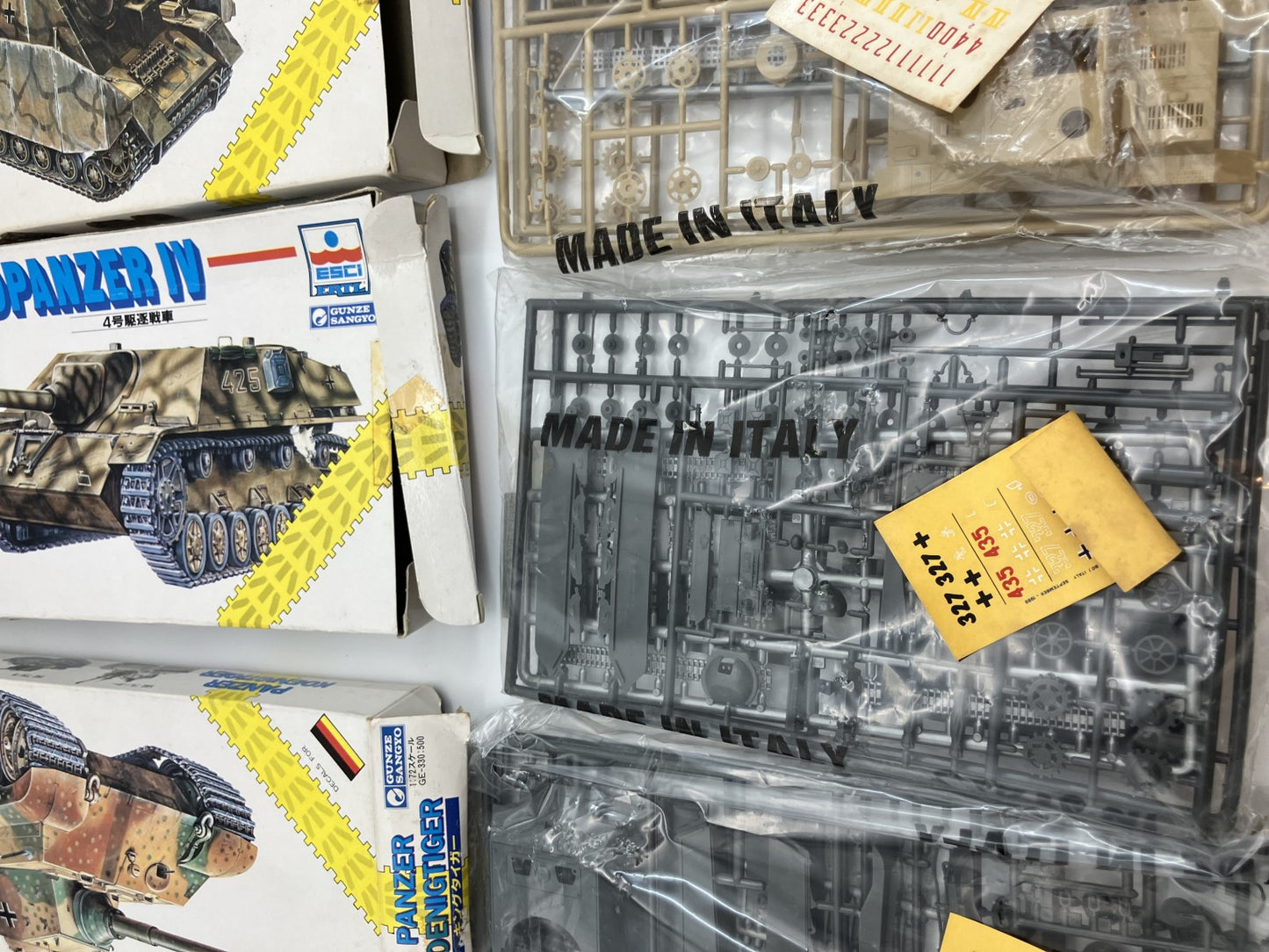 FUJIMI (1 item) & ESCI (3 Unopened Items) 1/72 King Tiger and Other Retro Plastic Model Set -