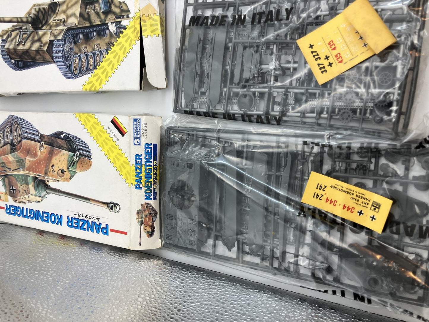 FUJIMI (1 item) & ESCI (3 Unopened Items) 1/72 King Tiger and Other Retro Plastic Model Set -