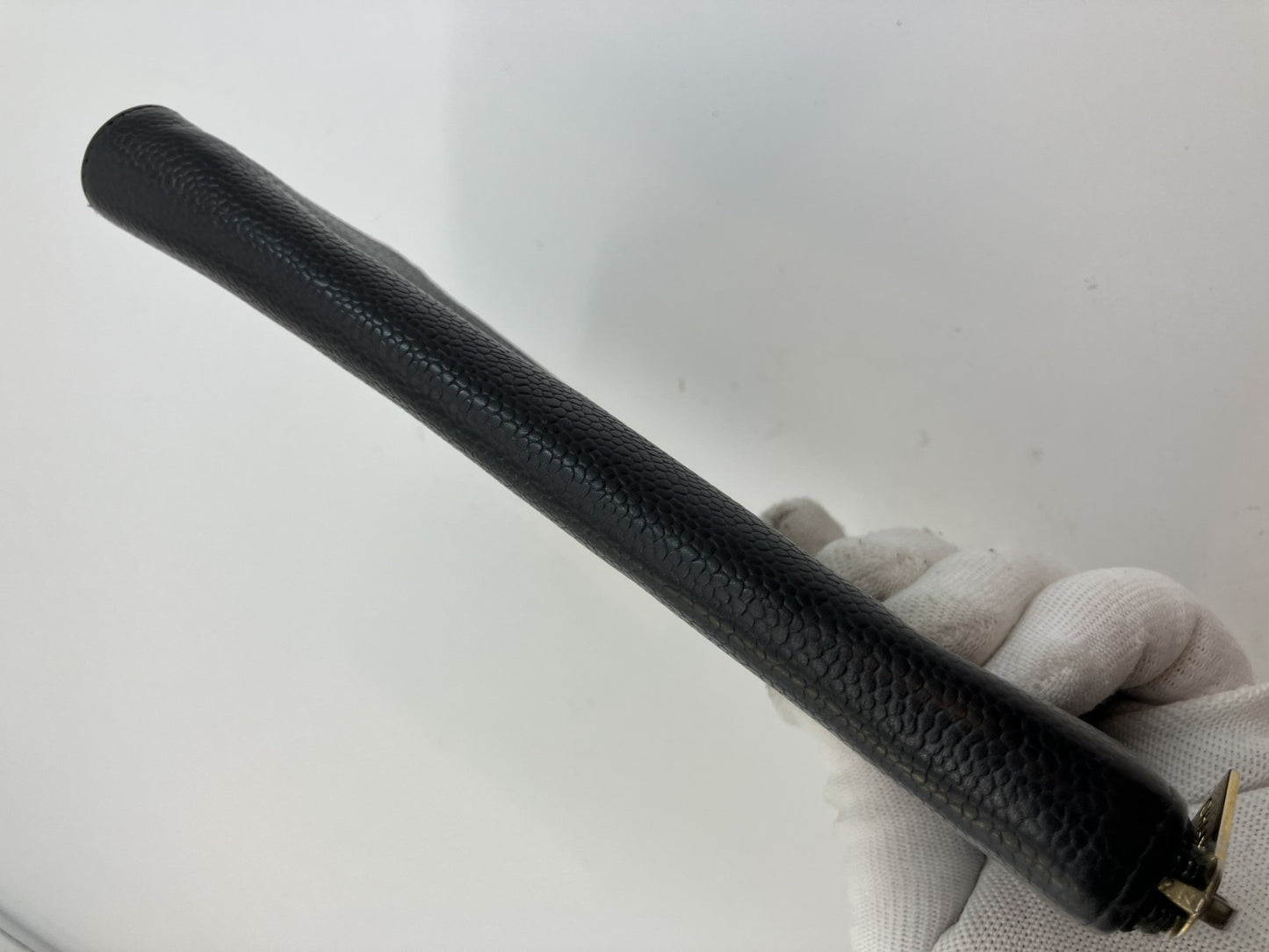 Chanel Caviar Skin Purse Zip Seal (No. 8) Black 20x10cm