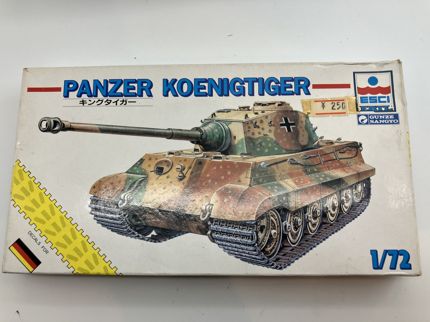 FUJIMI (1 item) & ESCI (3 Unopened Items) 1/72 King Tiger and Other Retro Plastic Model Set -