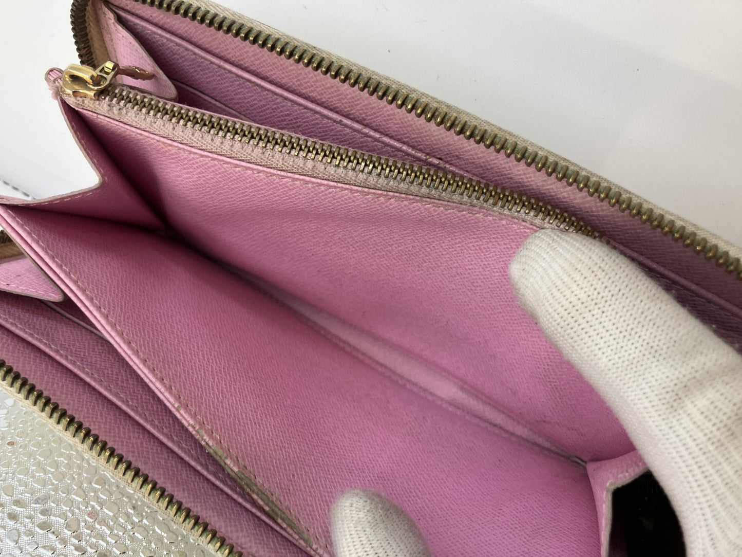 Louis Vuitton Multicolor Zippy Wallet White x Pink Long Purse M60241 Spain Made
