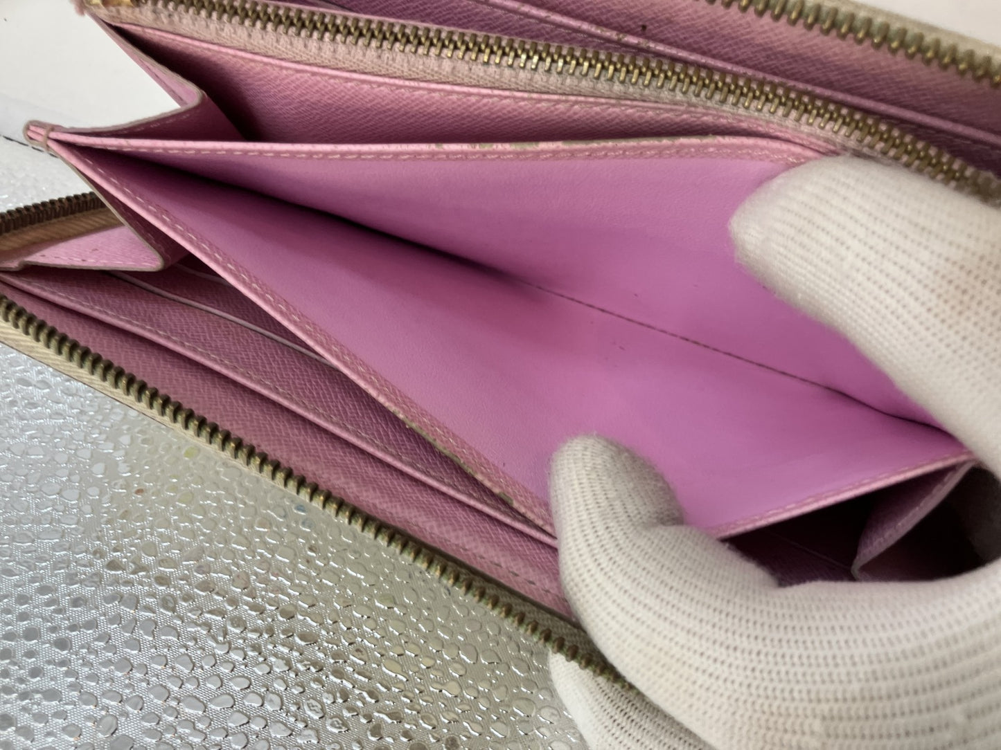 Louis Vuitton Multicolor Zippy Wallet White x Pink Long Purse M60241 Spain Made