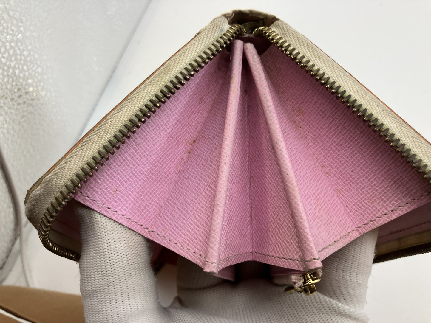 Louis Vuitton Multicolor Zippy Wallet White x Pink Long Purse M60241 Spain Made