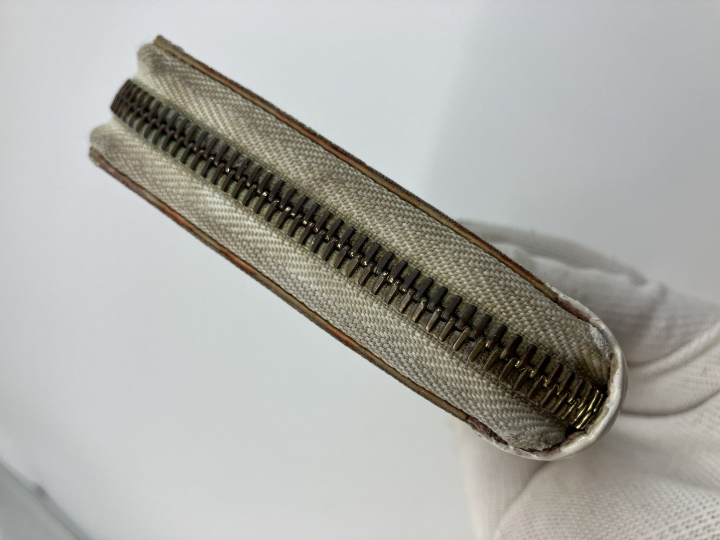 Louis Vuitton Multicolor Zippy Wallet White x Pink Long Purse M60241 Spain Made