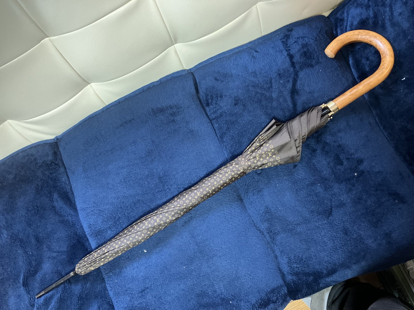 LOUIS VUITTON Monogram Umbrella Brown