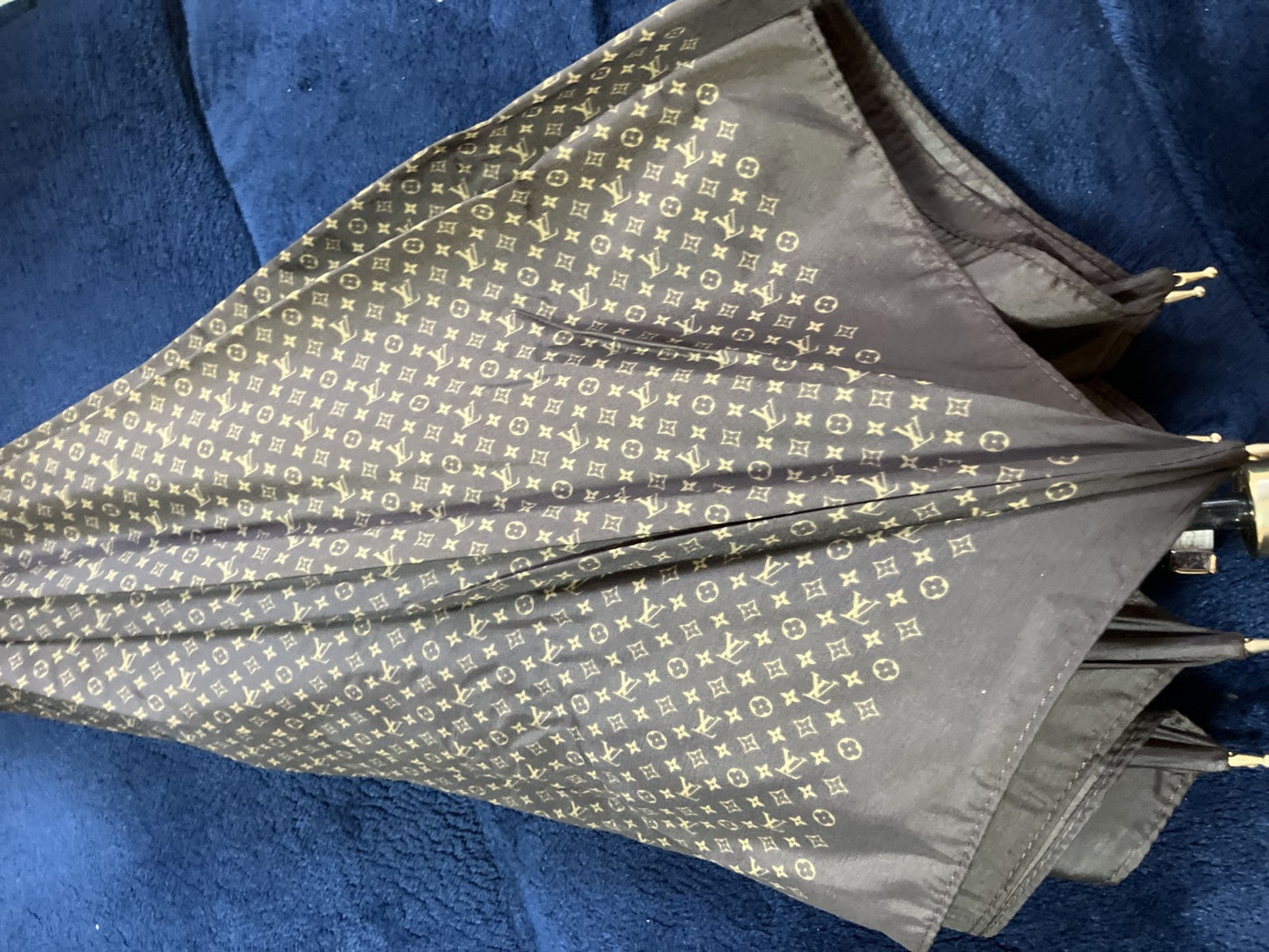 LOUIS VUITTON Monogram Umbrella Brown