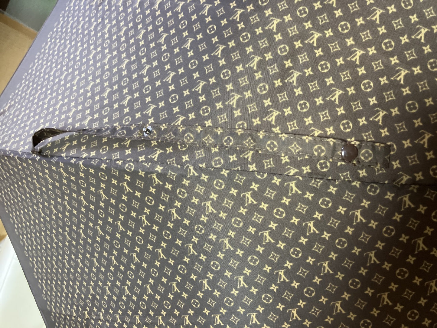 LOUIS VUITTON Monogram Umbrella Brown
