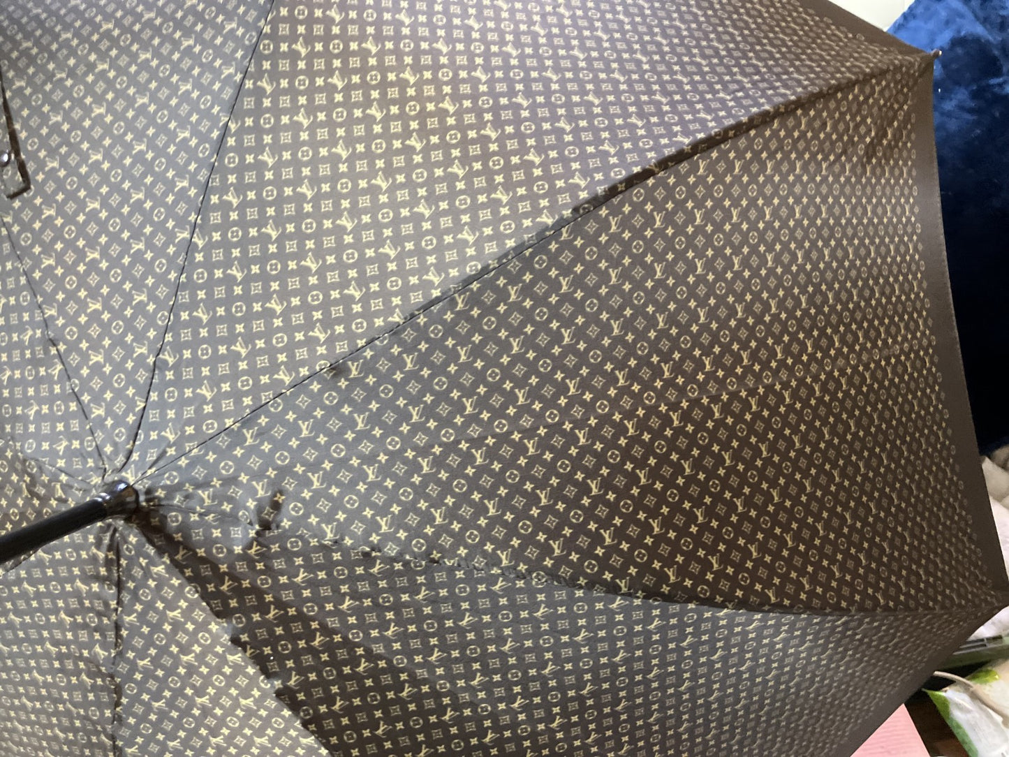 LOUIS VUITTON Monogram Umbrella Brown