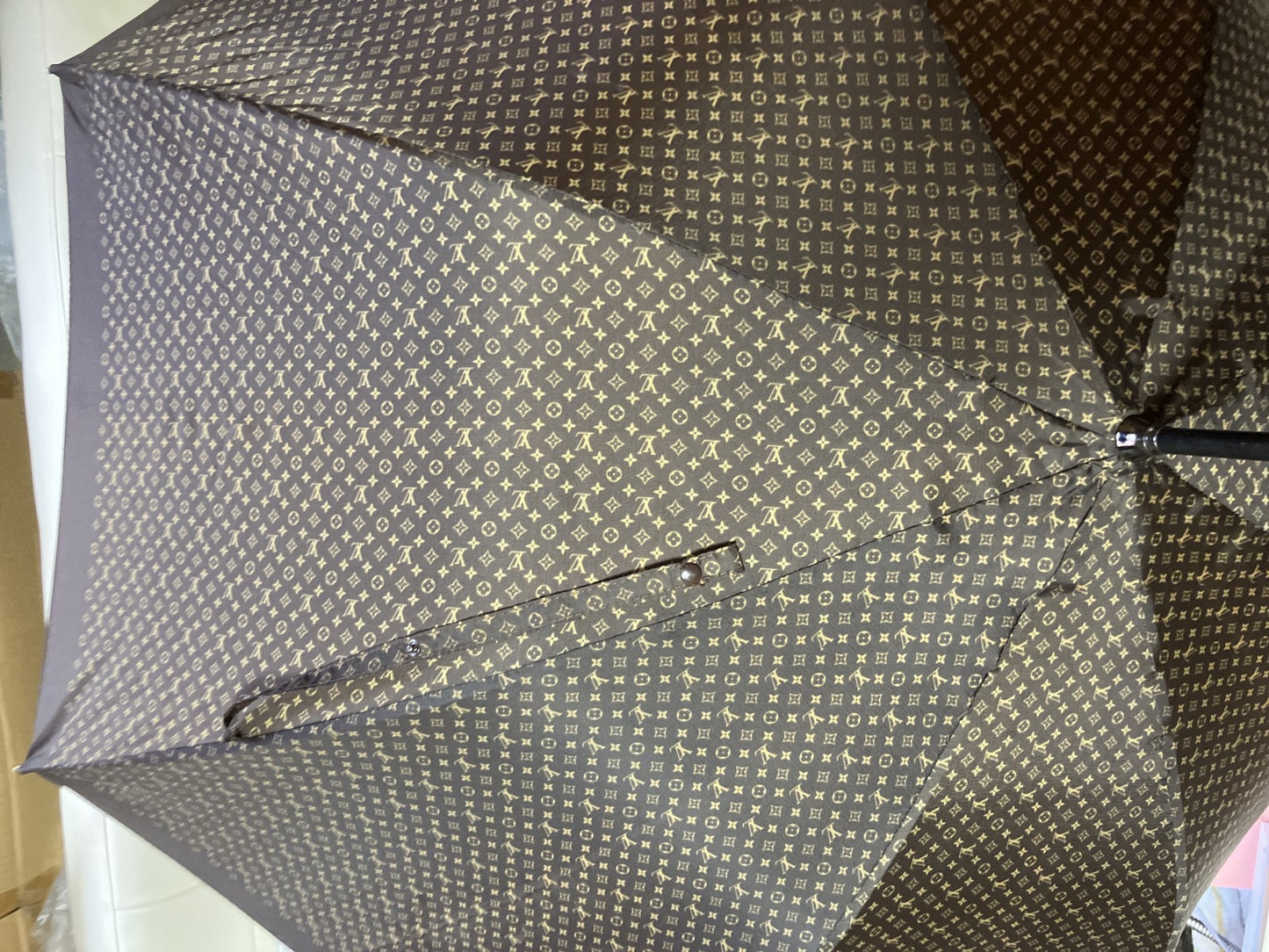 LOUIS VUITTON Monogram Umbrella Brown