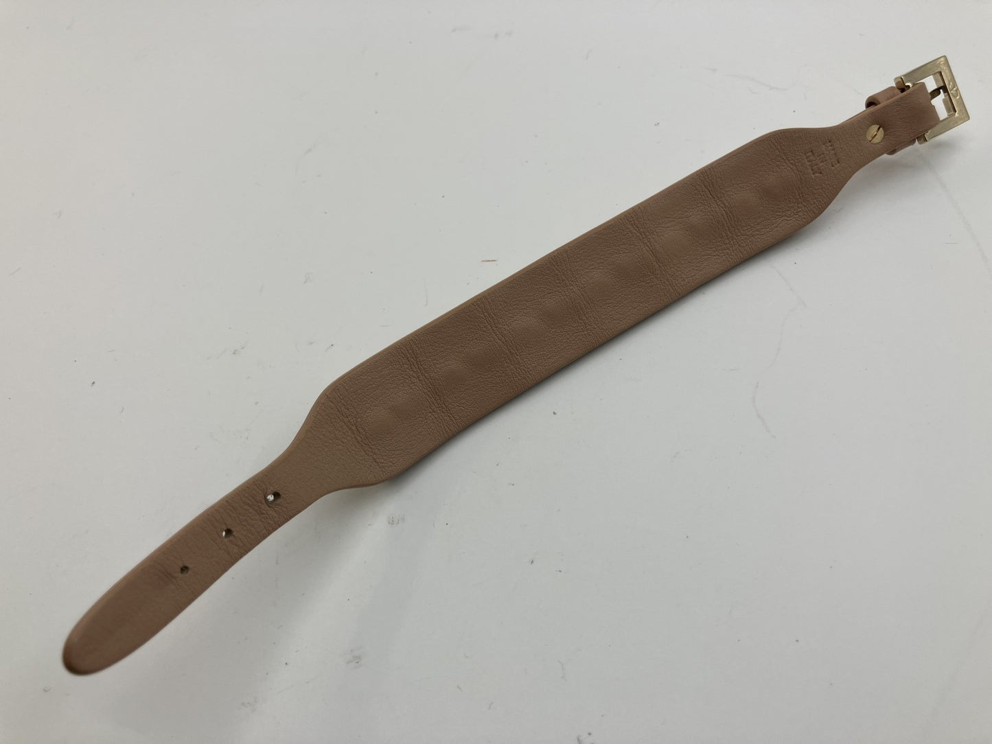 Valentino Garavani Leather Stud Bracelet Gold Nude 21.6cm 17.5-19.5cm