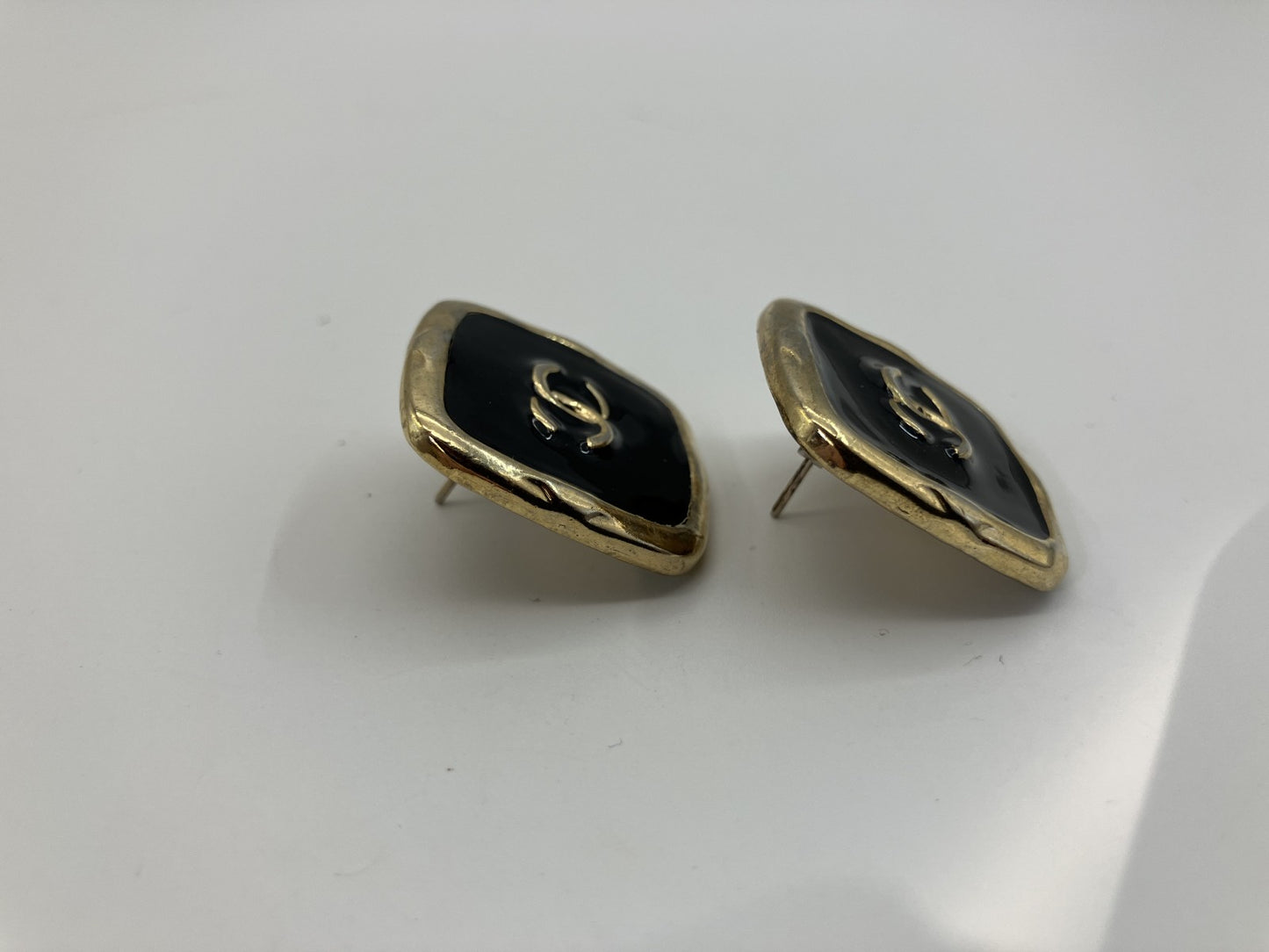 CHANEL Coco Mark Square Earrings Gold Black Vintage 26.8mm Authentic France