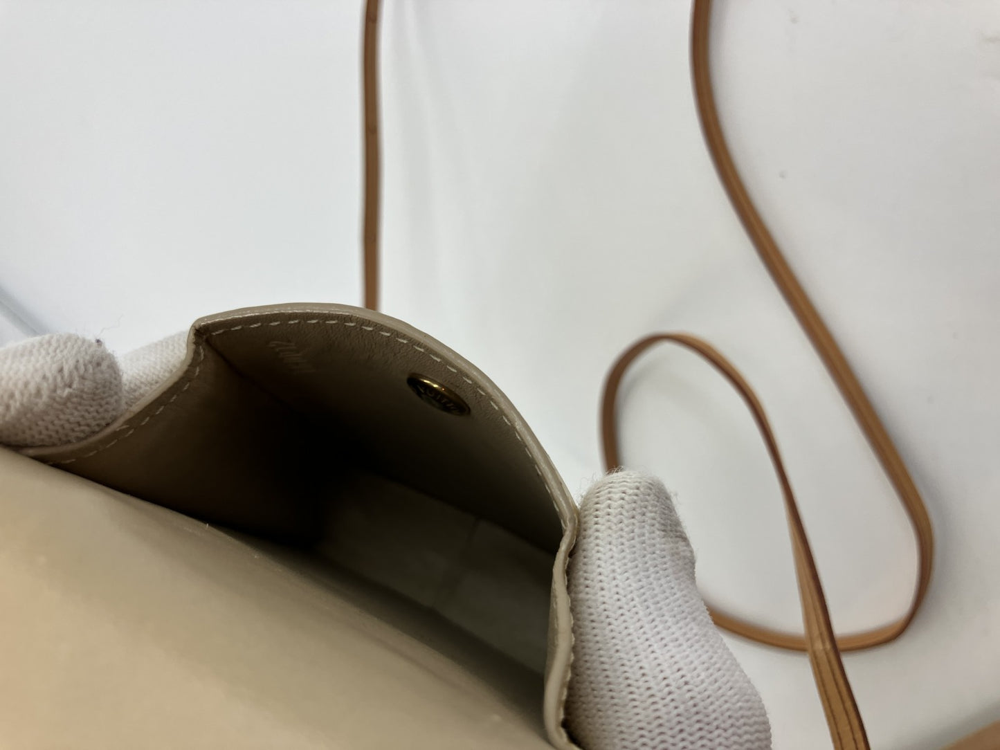 Louis Vuitton Vernis Walker Wallet Shoulder Bag Yellow Patent TH0012