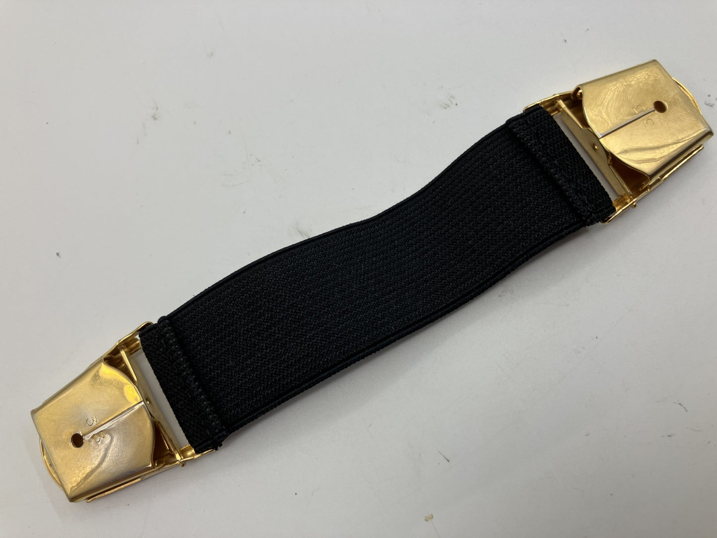 CHANEL Chanel Armband with Logo and Arm Clip, Gold (One Side Only) / Rubber Damage, Still Usable (Weak Holding Strength)