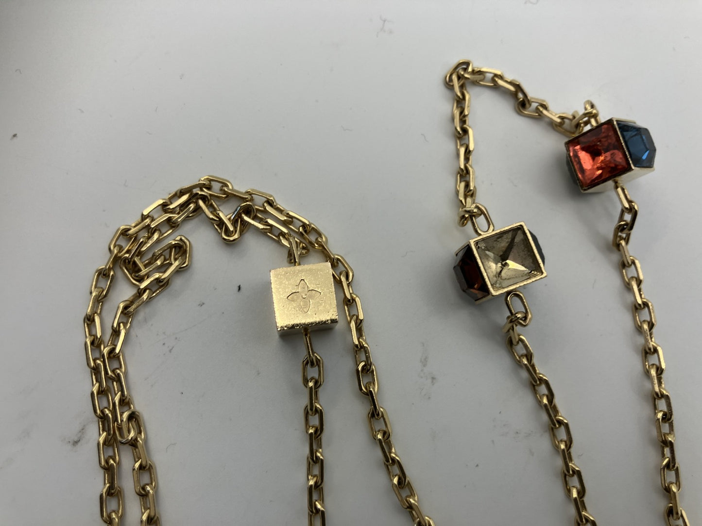 LOUIS VUITTON Collier Gamble GL0172 necklace, rhinestones, neck circumference about 124 cm