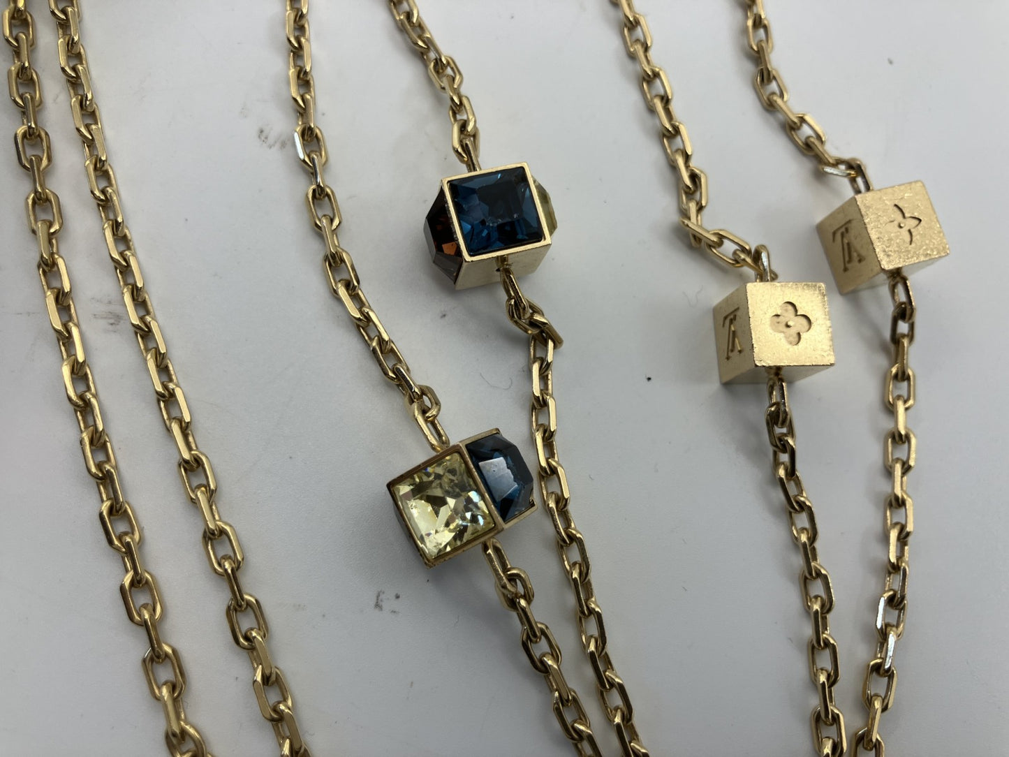 LOUIS VUITTON Collier Gamble GL0172 necklace, rhinestones, neck circumference about 124 cm