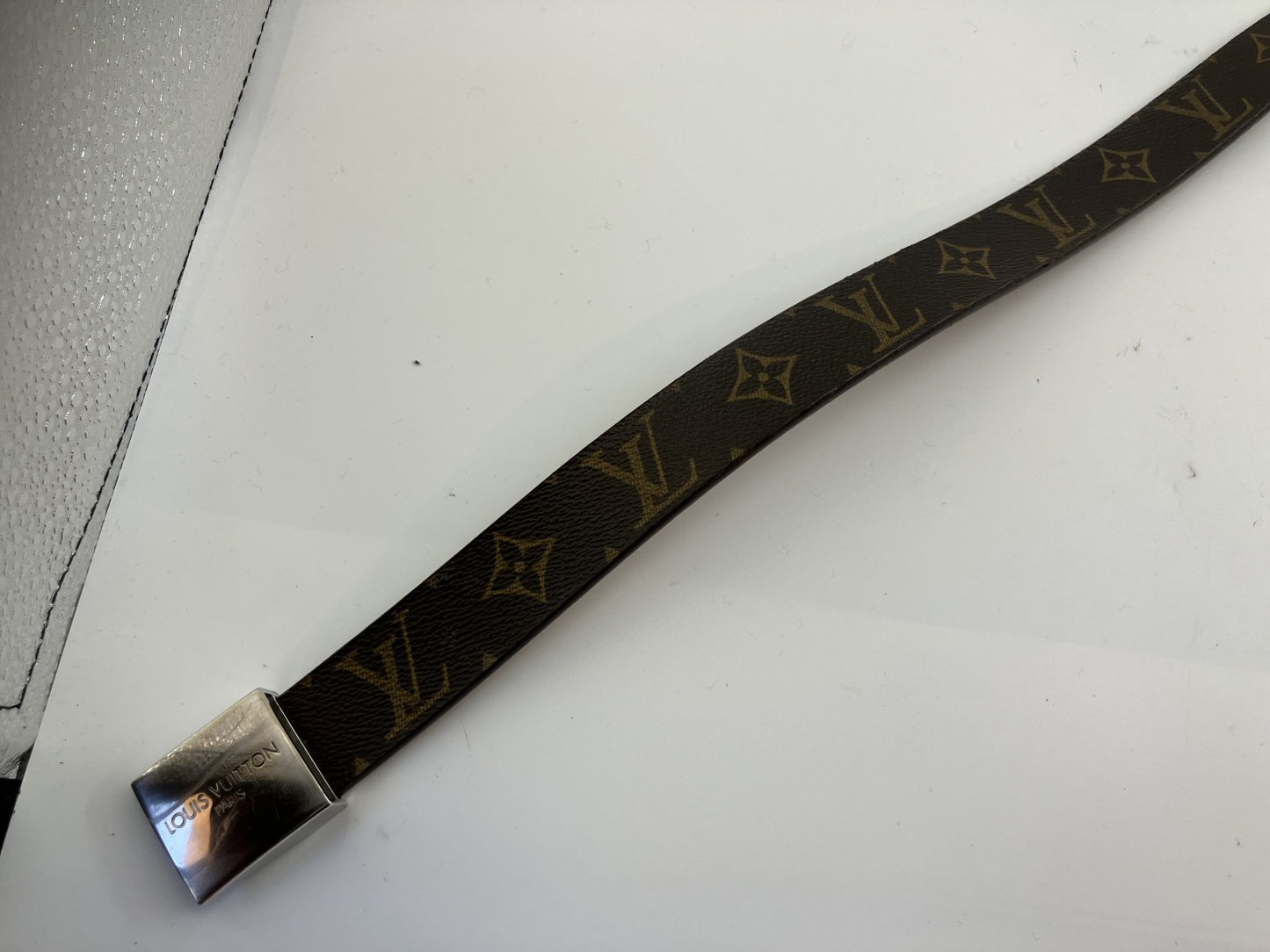 LOUIS VUITTON Monogram Belt Length 100cm(39.37 inch) Width 3cm(1.18 inch)