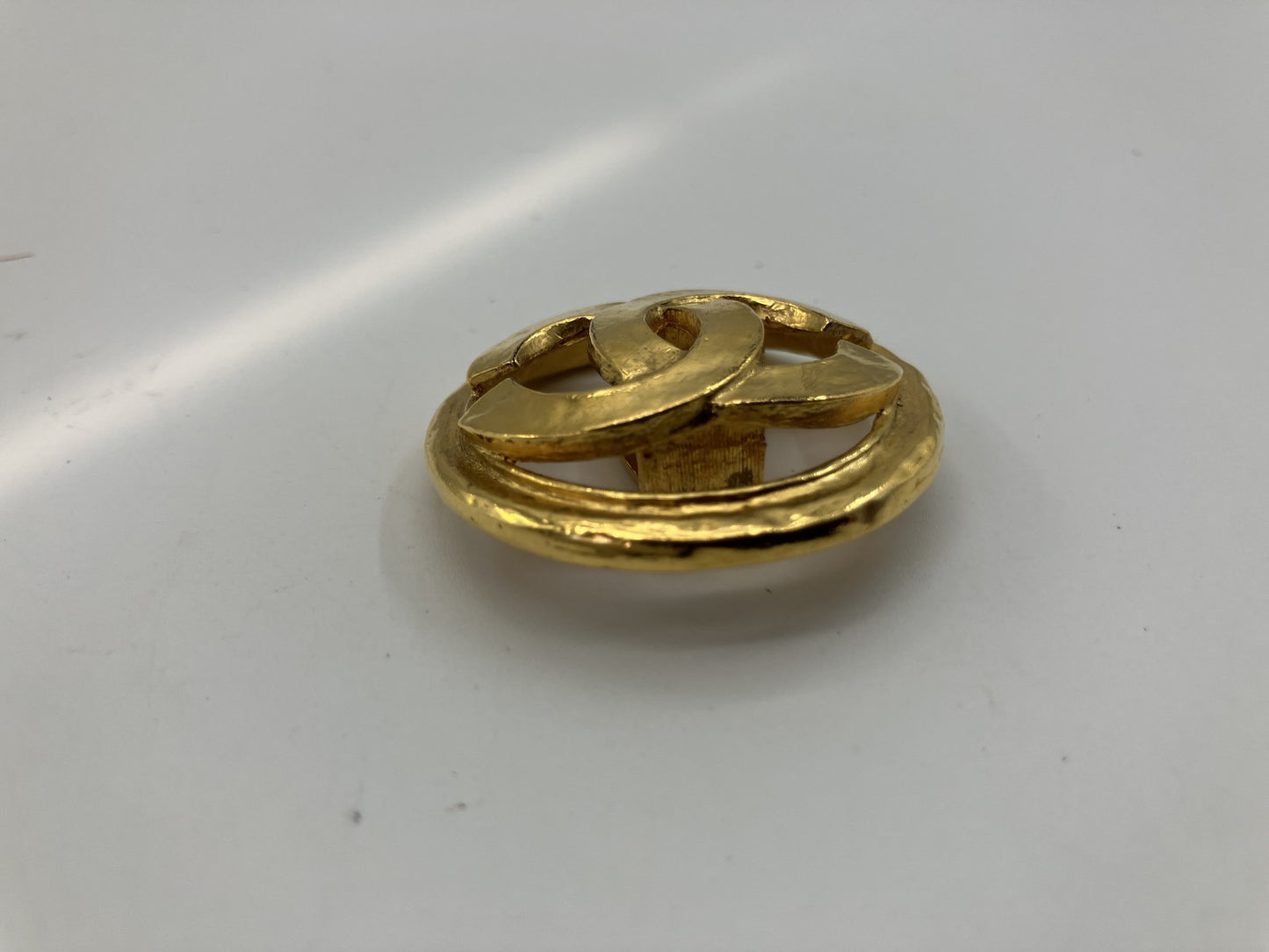 CHANEL Coco Mark Clip-On Earring 94P Vintage Gold Tone Single Piece 3.5cm Authentic