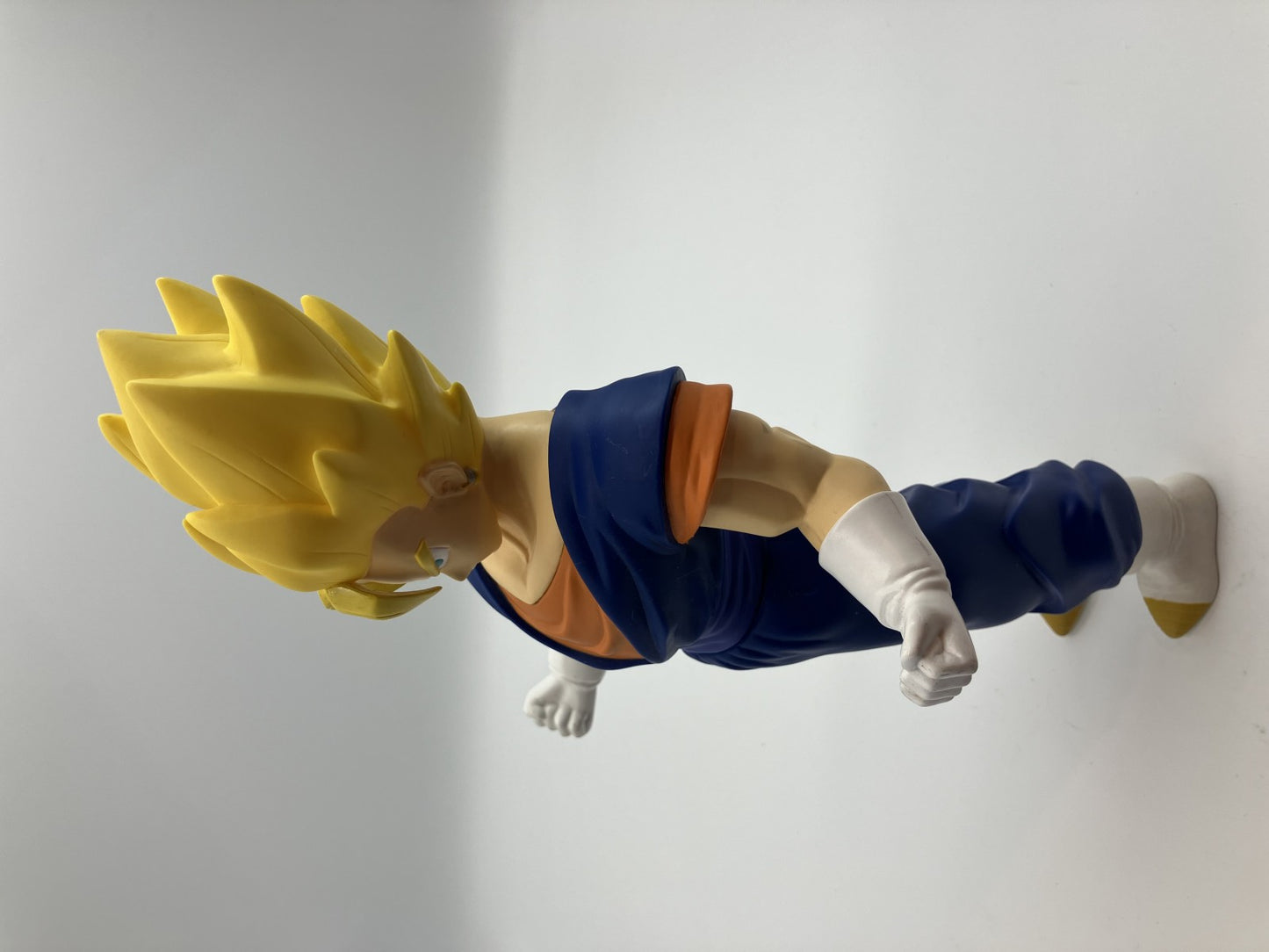 Dragon Ball Vegito Figure 窶・Goku (Kakarot) & Vegeta 窶・Height: 32 cm (12.60 inch) 窶・Hard Studio Animation BP.2004 窶・