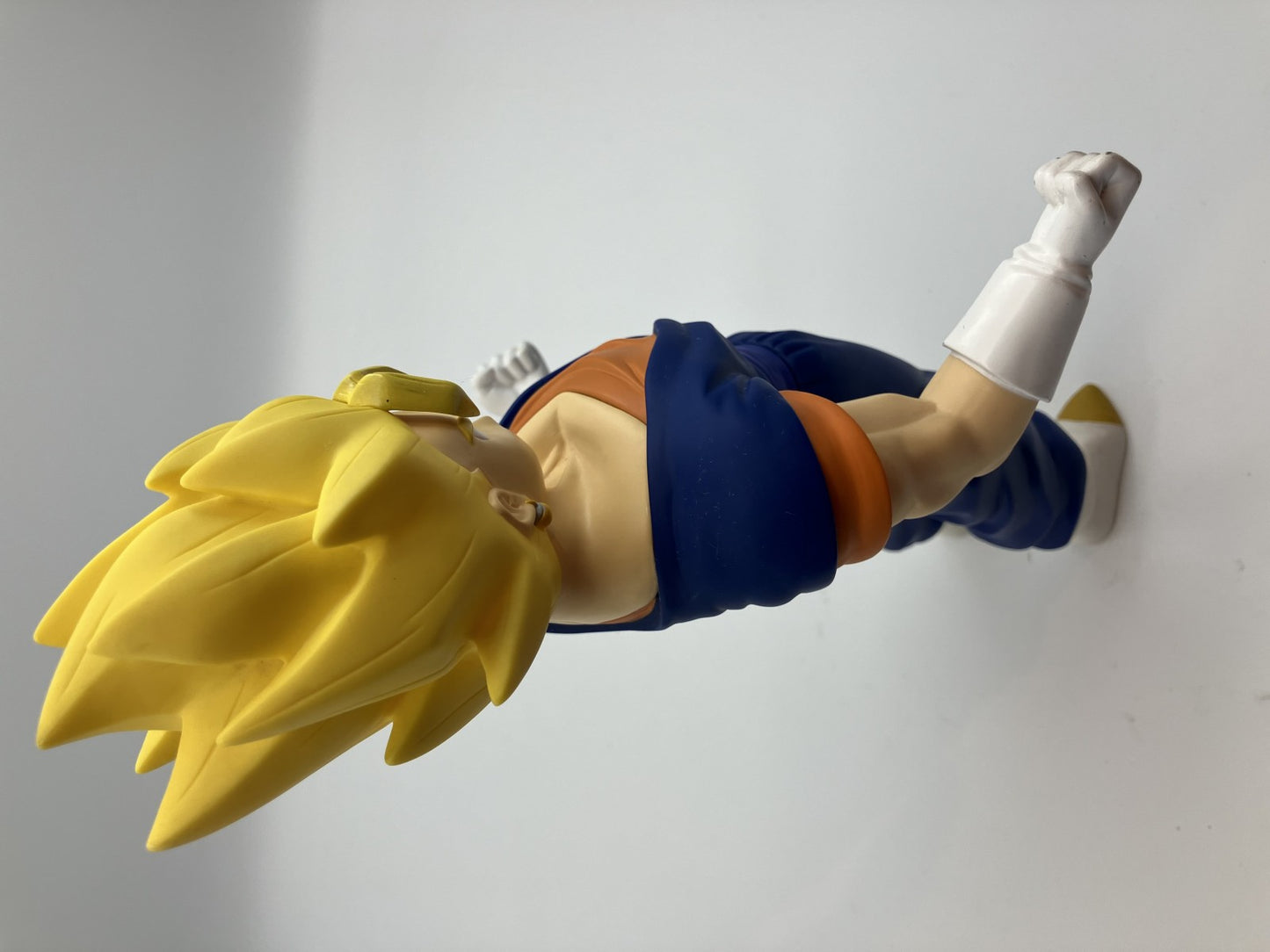 Dragon Ball Vegito Figure 窶・Goku (Kakarot) & Vegeta 窶・Height: 32 cm (12.60 inch) 窶・Hard Studio Animation BP.2004 窶・