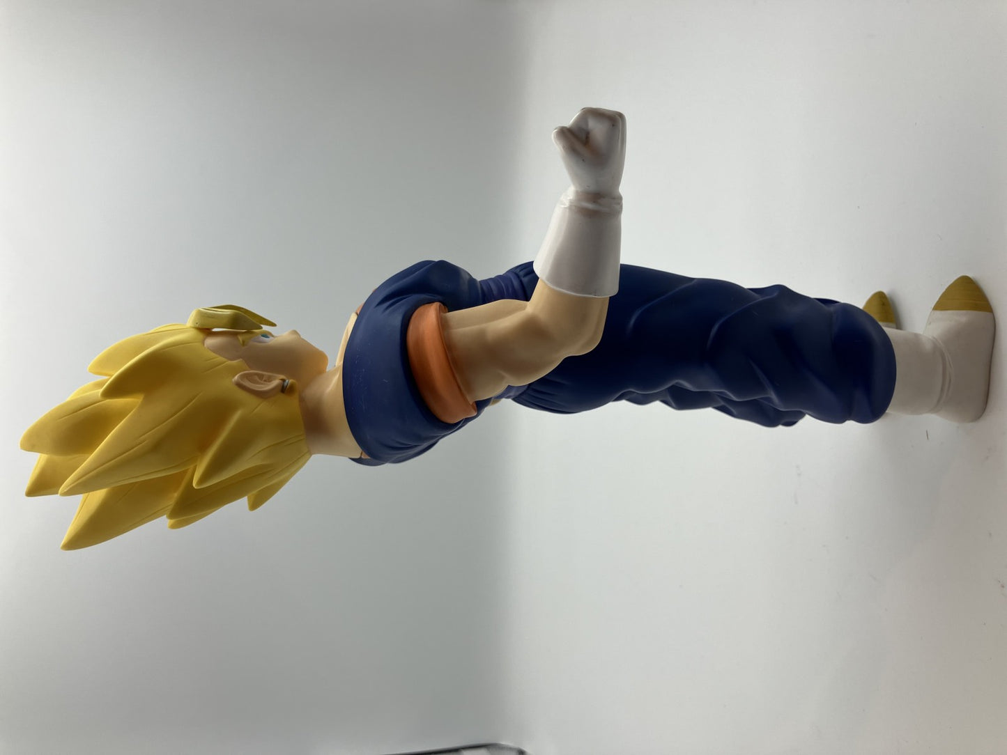 Dragon Ball Vegito Figure 窶・Goku (Kakarot) & Vegeta 窶・Height: 32 cm (12.60 inch) 窶・Hard Studio Animation BP.2004 窶・