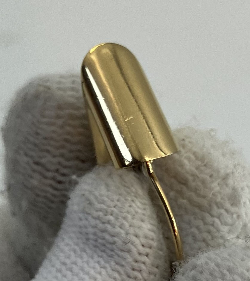 LOUIS VUITTON Hoop Earrings, Escential V Pierced Earrings, One Side Only, M61088 Gold,