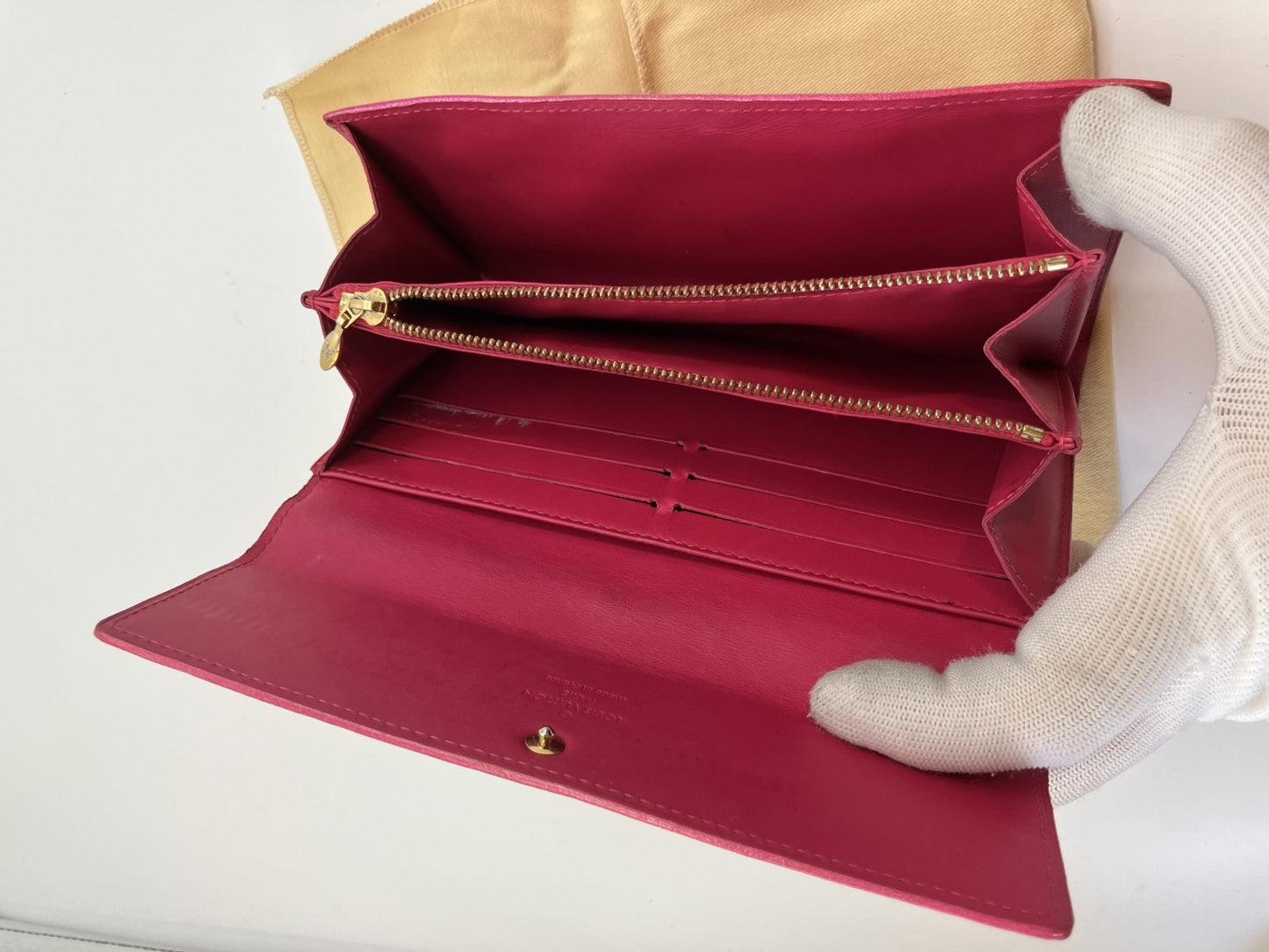 LOUIS VUITTON Vernis Bifold Wallet M93634 TH3098 W19xH3.9" Box and storage bag included