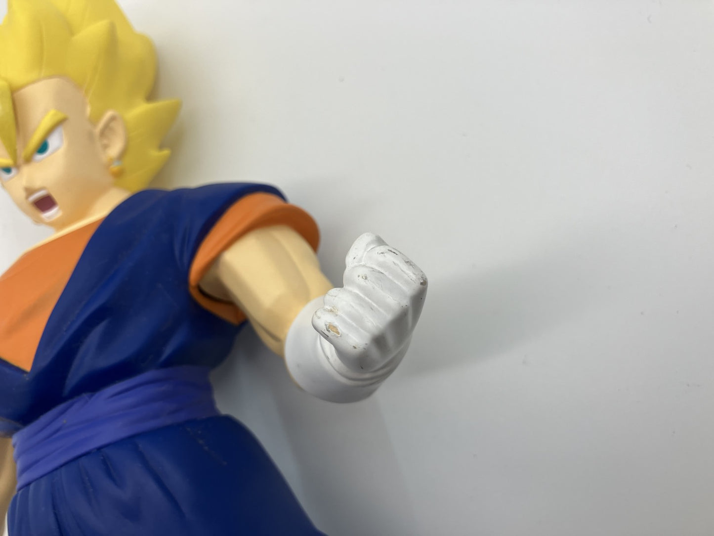 Dragon Ball Vegito Figure 窶・Goku (Kakarot) & Vegeta 窶・Height: 32 cm (12.60 inch) 窶・Hard Studio Animation BP.2004 窶・