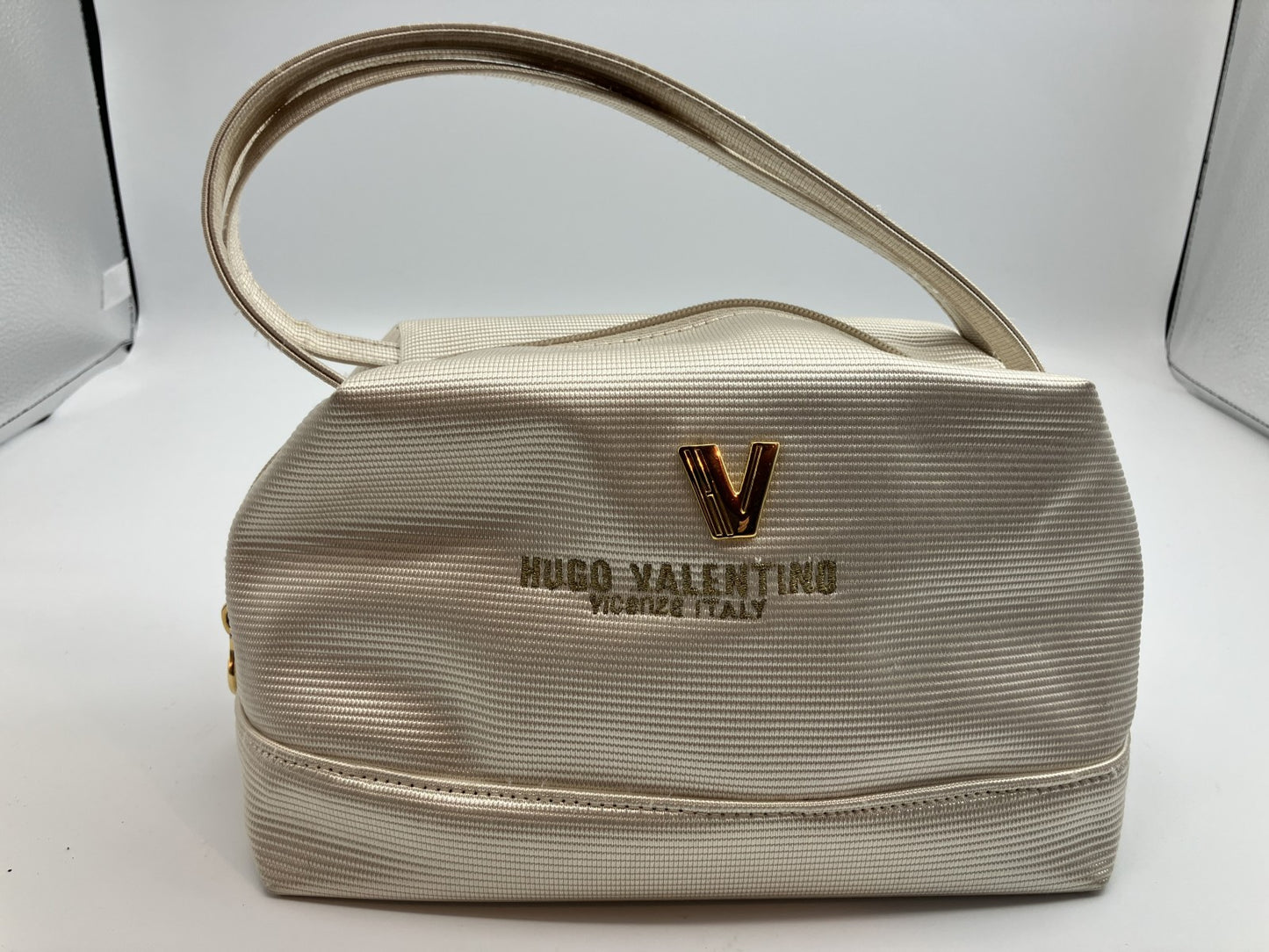 HUGO VALENTINO Handbag - White - W22 x H13.5 x D13 cm -